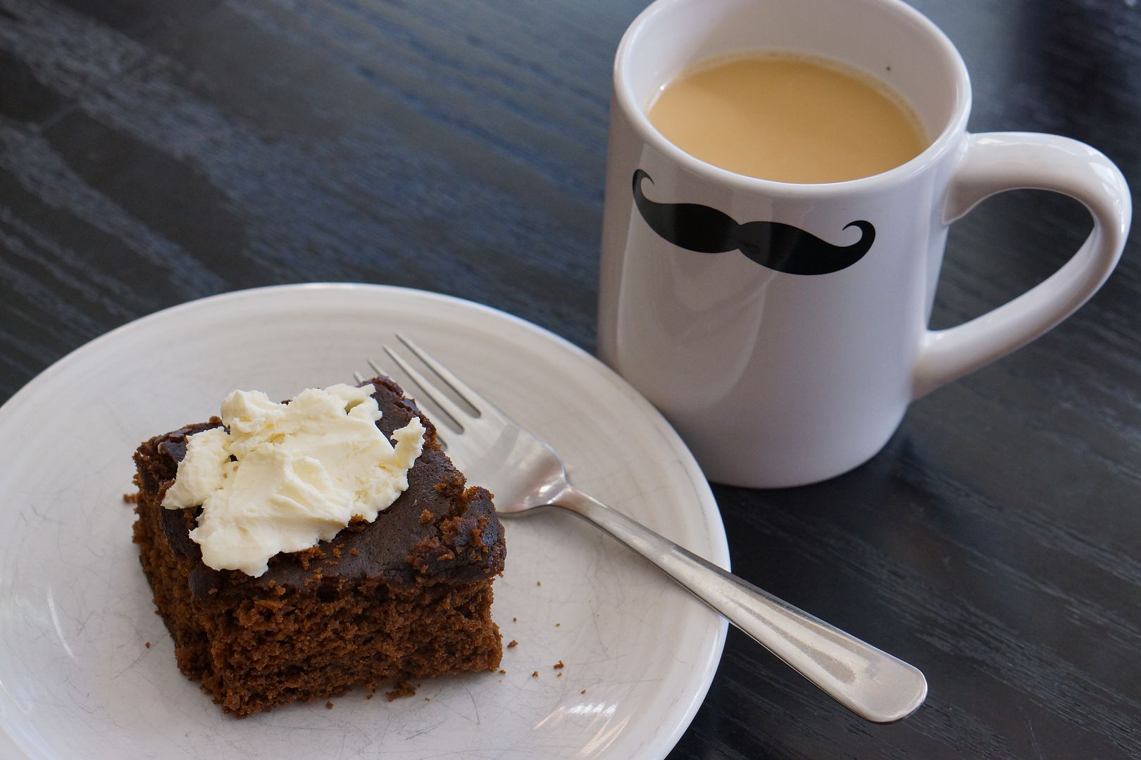 Anne's Odds and Ends Tasty Molasses Cake Recipe from the Kitchen House